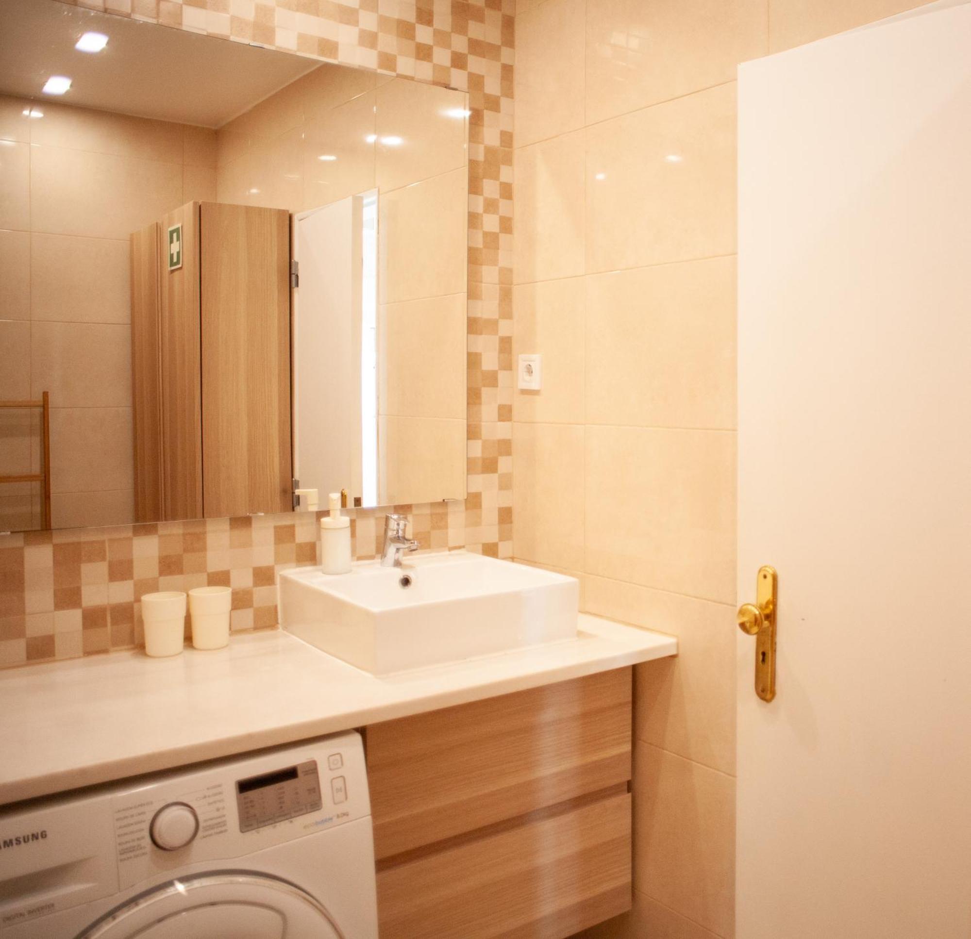 Just4U Apartment 2 アルマダ エクステリア 写真